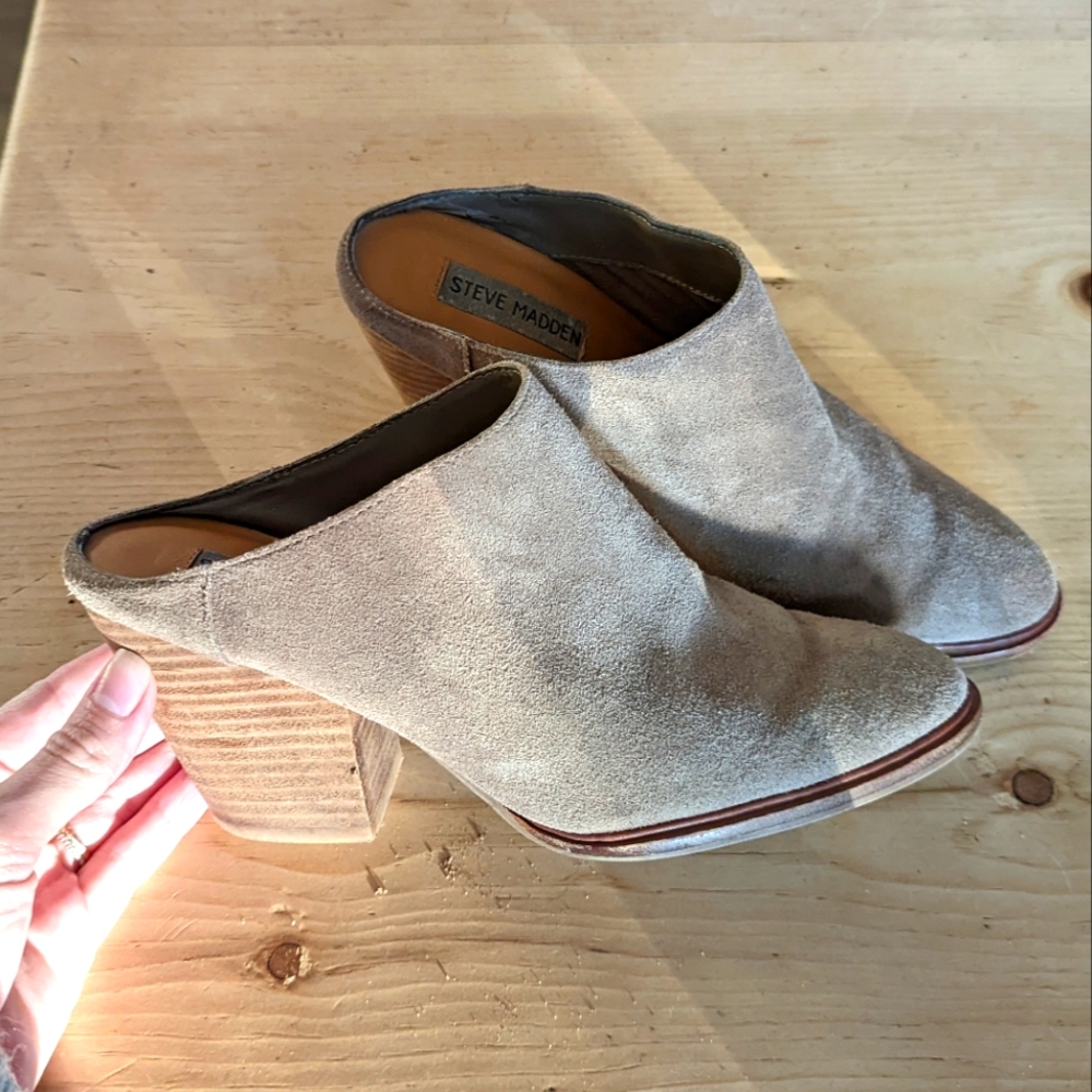 Steve Madden Seude Mules
